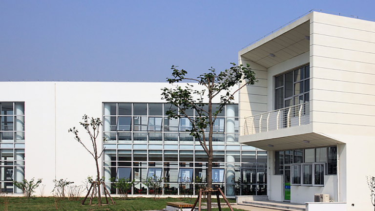 空港经济区九年一贯制学校